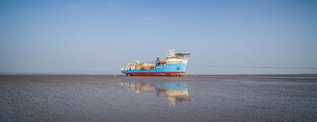 Engineered grounding with Maersk Connector